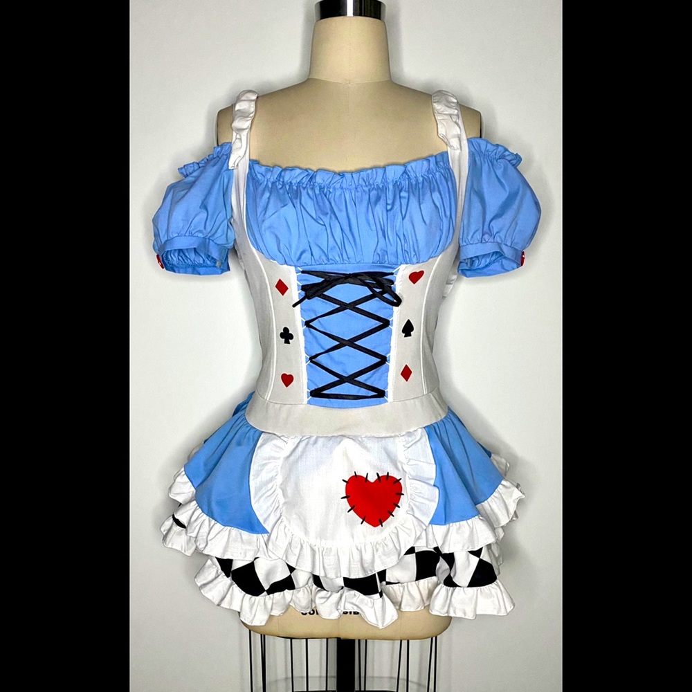 Leg Avenue Alice in Wonderland Costume